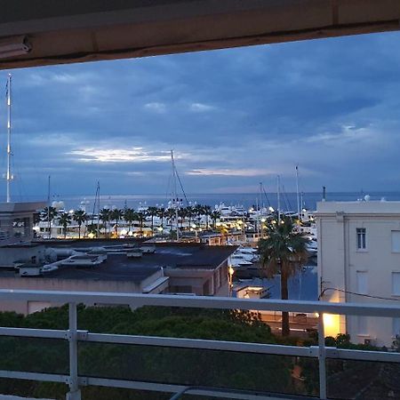 Standing Vue Mer Entre Cannes Et Antibes Golfe-Juan Ngoại thất bức ảnh